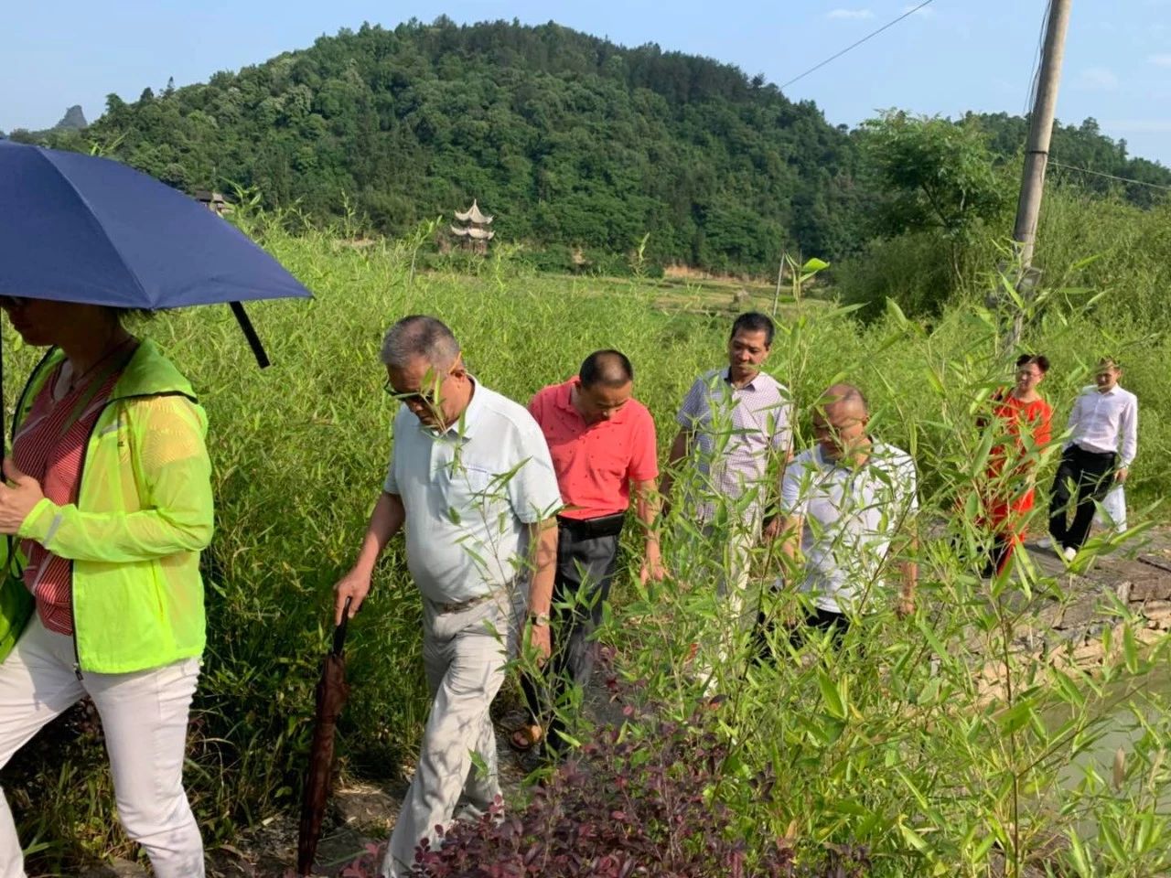 董事長(zhǎng)唐樹松 尋紅色記憶，憶鄧恩銘波瀾一生